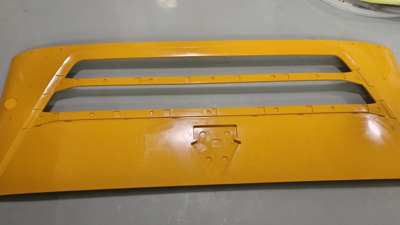 SMC玻璃鋼汽車(chē)面罩模具